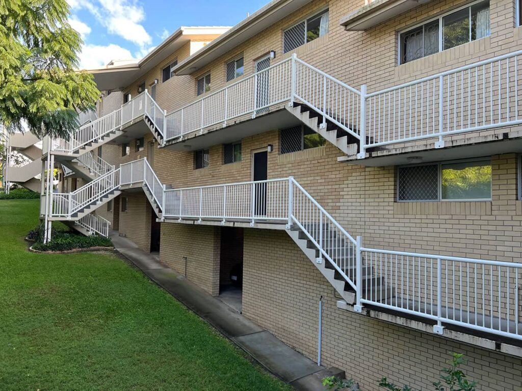 balustrades-white